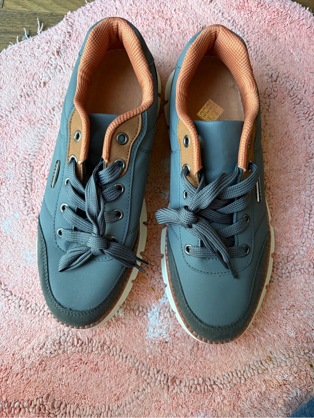 Men's Casual Lace-Up Shoes in Blue with Orange Trim